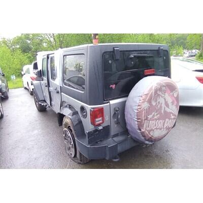 2016 Jeep Wrangler Axle Assembly, Rear - ~424102615