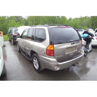 2002 Chevrolet Trailblazer Axle Assembly, Rear - ~425164752