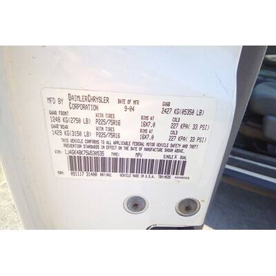 2005 Jeep Liberty Axle Assembly, Rear - ~426566590