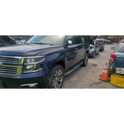 2015 Chevrolet Suburban 1500 Series Axle Assembly, Rear - ~427871284