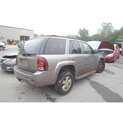 2006 Chevrolet Trailblazer Axle Assembly, Rear - ~428053120