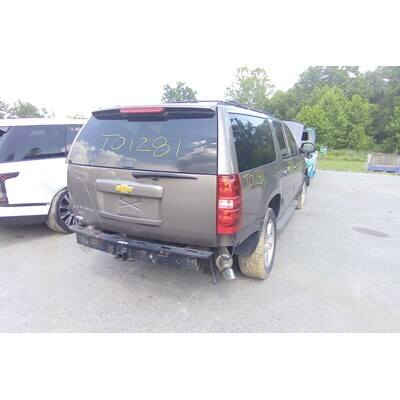 2009 Cadillac Escalade Axle Assembly, Rear - ~428909075