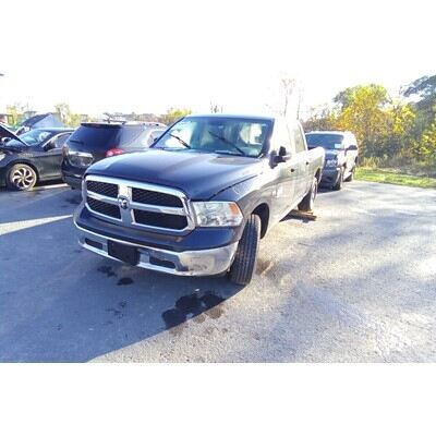 2013 Dodge 1500 Series Pickup Axle Assembly, Rear - ~438362881