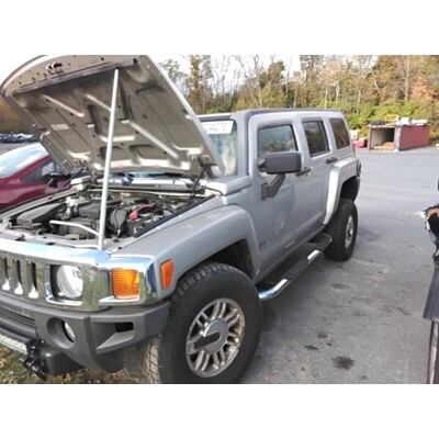 2006 Hummer H3 Axle Assembly, Rear - ~439148976
