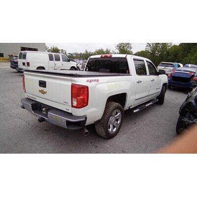 2014 Chevrolet Silverado 1500 Axle Assembly, Rear - ~398640735