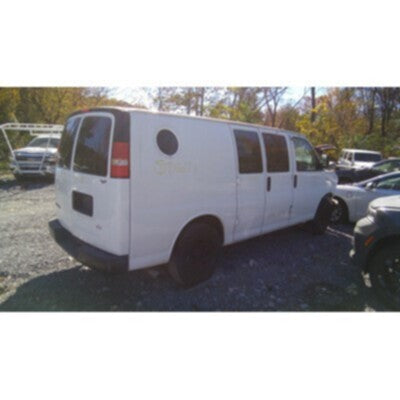 2009 Chevrolet Express 1500 Axle Assembly, Rear - ~401719258