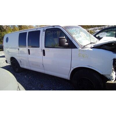 2009 Chevrolet Express 1500 Axle Assembly, Rear - ~401719258