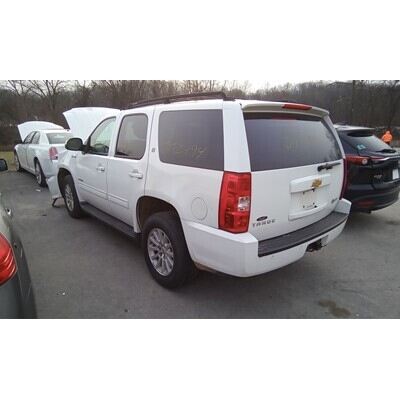 2009 Cadillac Escalade Axle Assembly, Rear - ~409938069