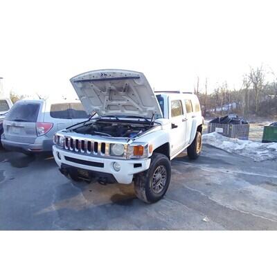 2006 Hummer H3 Axle Assembly, Rear - ~412348864