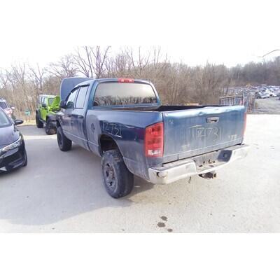 2006 Dodge 1500 Series Pickup Axle Assembly, Rear - ~413289353