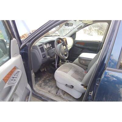 2006 Dodge 1500 Series Pickup Axle Assembly, Rear - ~413289353