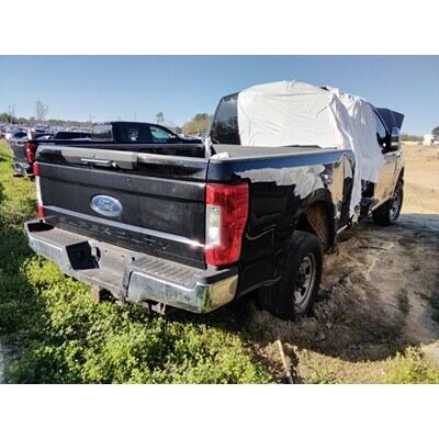 2017 Ford F-250 Super Duty Pickup Axle Assy, Front (4WD) - ~417370575