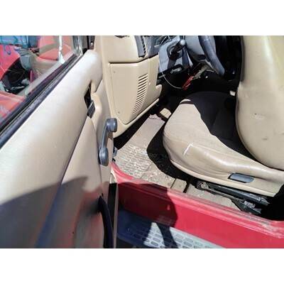 1997 Jeep Wrangler Axle Assy, Front (4WD) - ~437964395