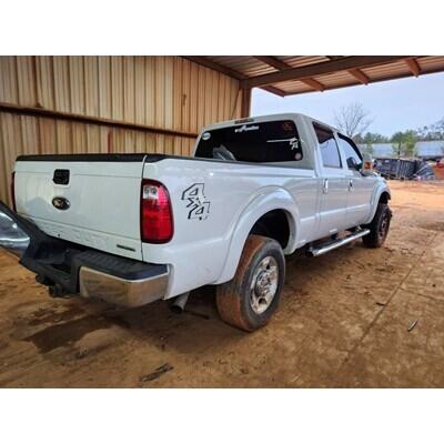 2013 Ford F-250 Super Duty Pickup Axle Assy, Front (4WD) - ~415374214