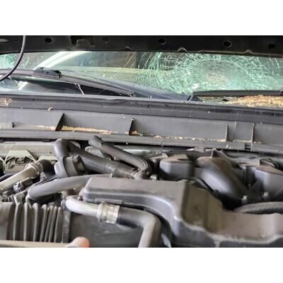 2011 Ford F-250 Super Duty Pickup Axle Assy, Front (4WD) - ~415373140