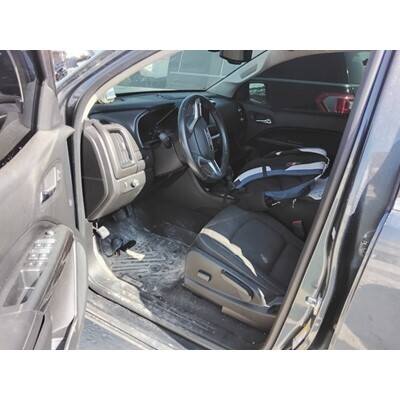 2015 Chevrolet Colorado Axle Assembly, Rear - ~420643532