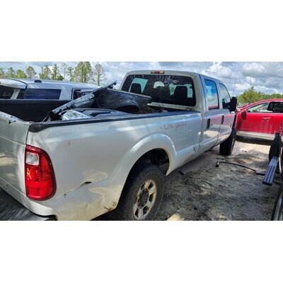 2013 Ford F-250 Super Duty Pickup Axle Assy, Front (4WD) - ~428477269