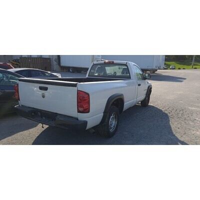 2006 Dodge 1500 Series Pickup Axle Assembly, Rear - ~385939653