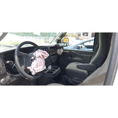 2017 Chevrolet Express 2500 Axle Assembly, Rear