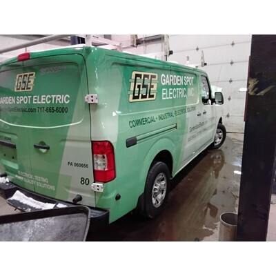 2012 Nissan NV1500 Axle Assembly, Rear - ~412251263