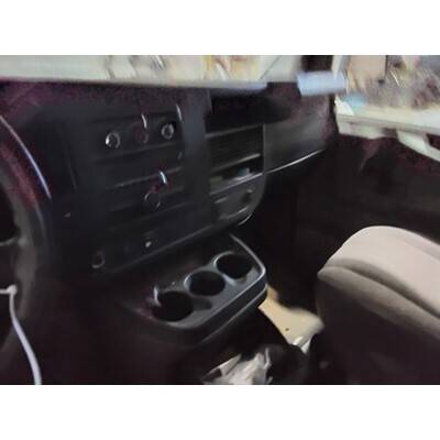 2010 Chevrolet Express 2500 Axle Assembly, Rear - ~410999914