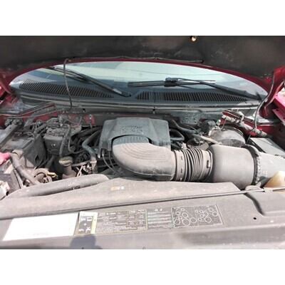 2000 Ford F-150 Series Pickup Axle Assembly, Rear - ~424345897