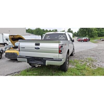 2012 Ford F-150 Series Pickup Axle Assembly, Rear - ~428380199