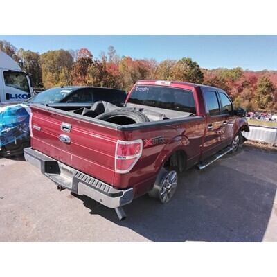 2012 Ford F-150 Series Pickup Axle Assembly, Rear - ~438097408