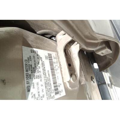 2011 Ford F-250 Super Duty Pickup Axle Assy, Front (4WD) - ~397292166