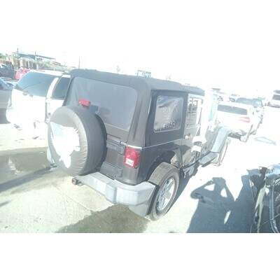 2016 Jeep Wrangler Axle Assy, Front (4WD) - ~429326256