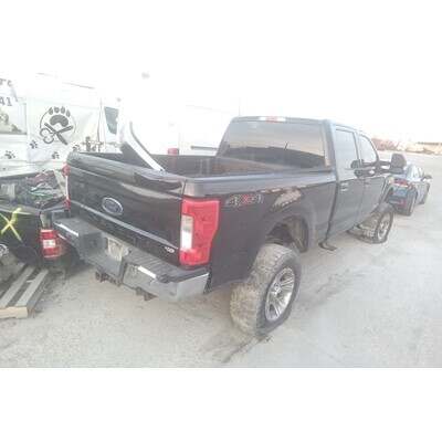 2017 Ford F-250 Super Duty Pickup Axle Assy, Front (4WD) - ~430913001