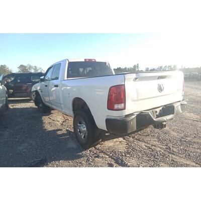 2013 Dodge 3500 Series Pickup Axle Assy, Front (4WD) - ~405945057