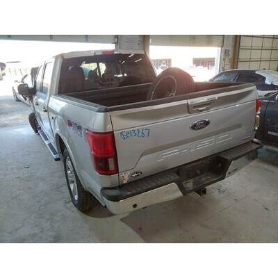 2018 Ford F-150 Series Pickup Axle Assembly, Rear - ~401960990