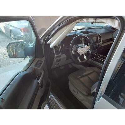 2018 Ford F-150 Series Pickup Axle Assembly, Rear - ~401960990