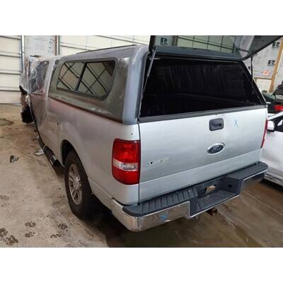 2004 Ford F-150 Series Pickup Axle Assembly, Rear - ~418339133