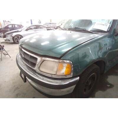 1997 Ford F-150 Series Pickup Axle Assembly, Rear - ~421186241