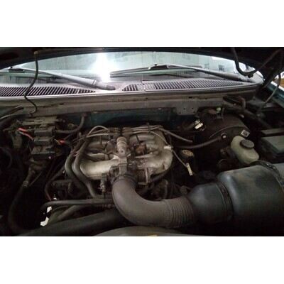 1997 Ford F-150 Series Pickup Axle Assembly, Rear - ~421186241