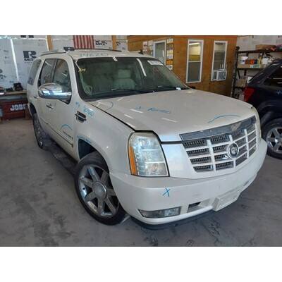 2007 Cadillac Escalade Axle Assembly, Rear - ~422578401