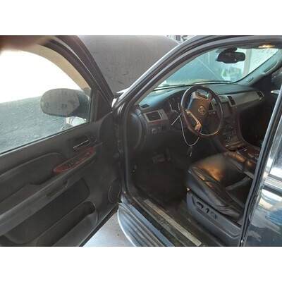 2007 Cadillac Escalade Axle Assembly, Rear - ~432764407