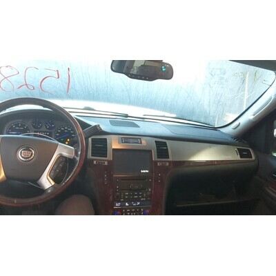 2007 Cadillac Escalade Axle Assembly, Rear - ~432764407