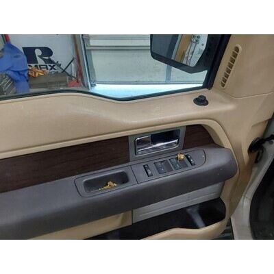 2012 Ford F-150 Series Pickup Axle Assembly, Rear - ~438206392