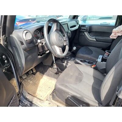 2016 Jeep Wrangler Axle Assy, Front (4WD) - ~427999389