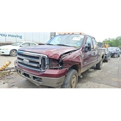 2005 Ford F-250 Super Duty Pickup Axle Assy, Front (4WD) - ~429554124