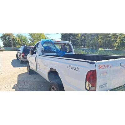 2005 Ford F-250 Super Duty Pickup Axle Assy, Front (4WD) - ~436903604