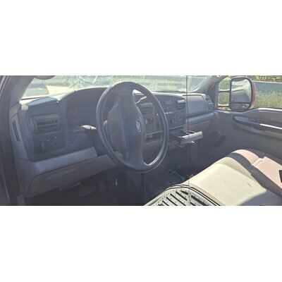 2005 Ford F-250 Super Duty Pickup Axle Assy, Front (4WD) - ~436903604