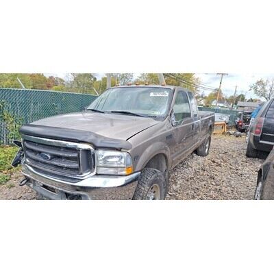 2002 Ford F-250 Super Duty Pickup Axle Assy, Front (4WD) - ~440211812