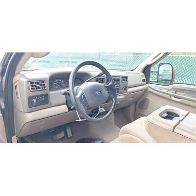 2002 Ford F-250 Super Duty Pickup Axle Assy, Front (4WD) - ~440211812