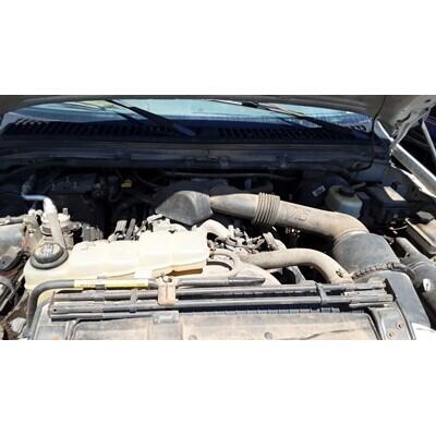 1999 Ford F-250 Super Duty Pickup Axle Assy, Front (4WD) - ~420978338