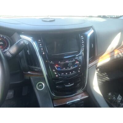 2015 Cadillac Escalade Axle Assembly, Rear