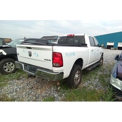 2014 Dodge 2500 Series Pickup Axle Assembly, Rear